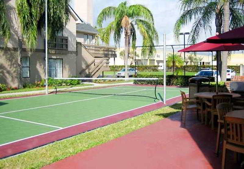 Doral Inn & Suites Miami Airport West Facilidades foto